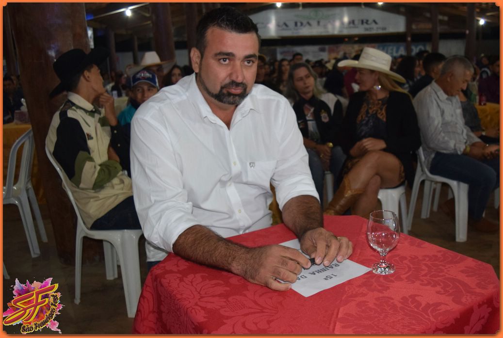 BAILE DA RAINHA DA EXPOVALE 2019